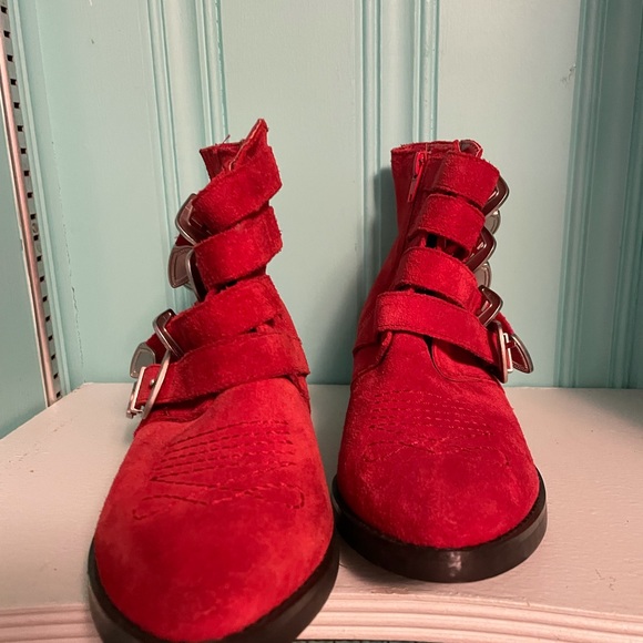 Kelsie dagger red strap boots - Picture 8 of 8